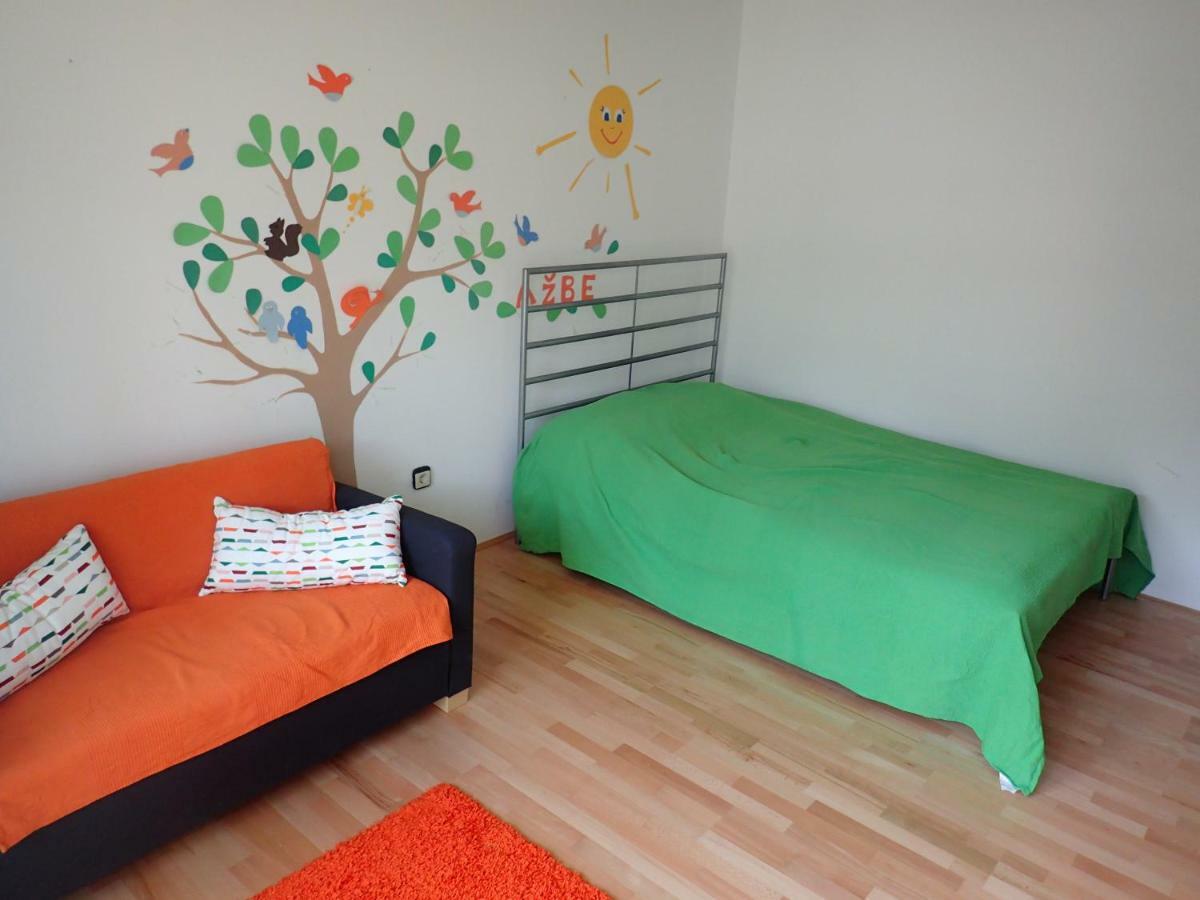 Ferienwohnung Cozy Little Nest, Bled Region Jesenice Exterior foto